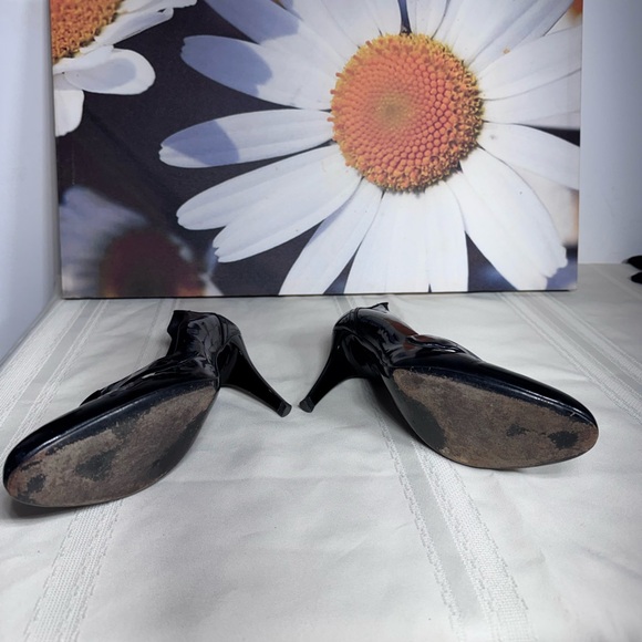 Burberry Black Patent Mary Jane Heel Size 39 - Picture 9 of 11